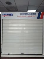 Sistema P-77 Silence de Upama. Lama acero perfilada. Espesor nominal: 0,9. Reducción de ruidos.