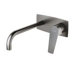 Monomando de lavabo empotrado, serie Kloe metal cepillado de Genebre. Caño 22 cm