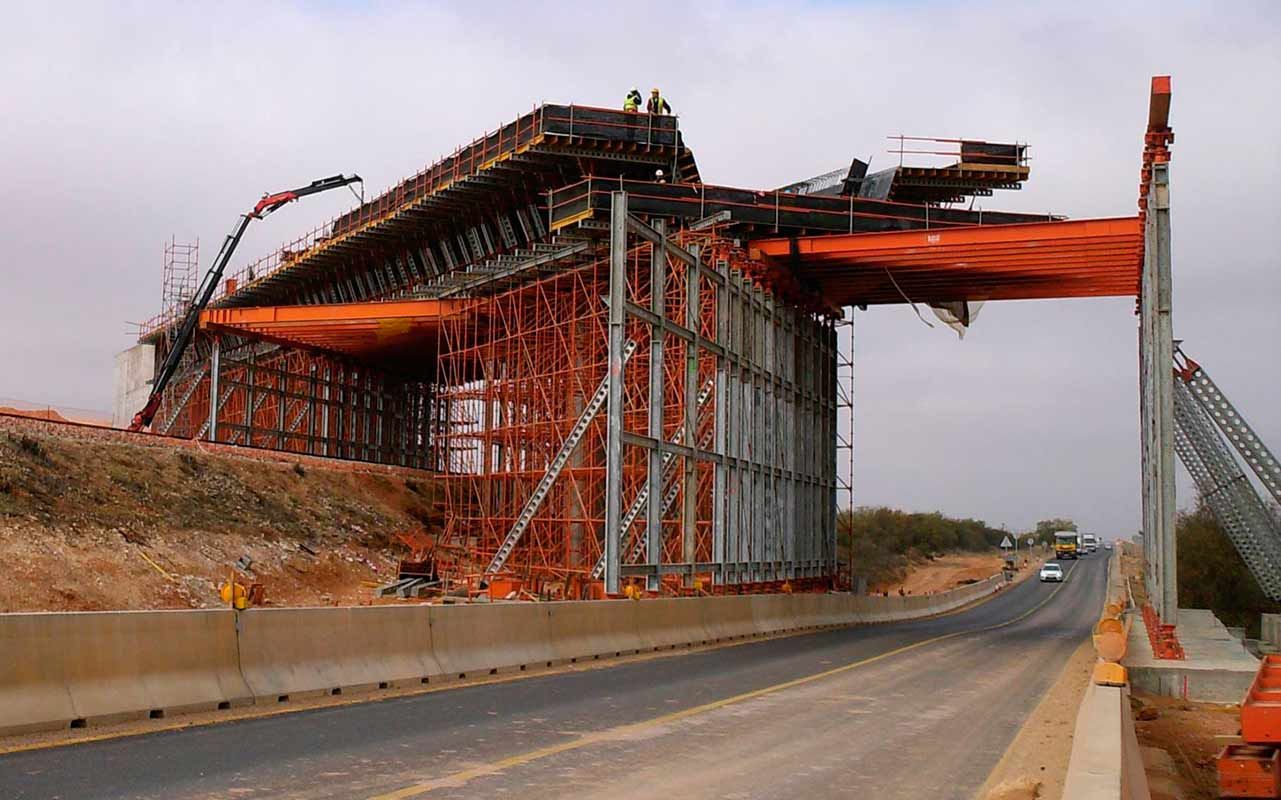Sistema de cimbra de acero modular Kwikstage de Incye. Capacidad de ...