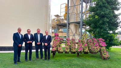 Josep Rull visita la planta de Knauf en Guixers y destaca su papel en el Solsonès