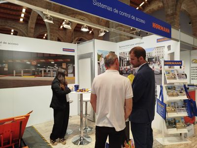 Hörmann consolida su liderazgo en control de accesos en el Security Forum 2025