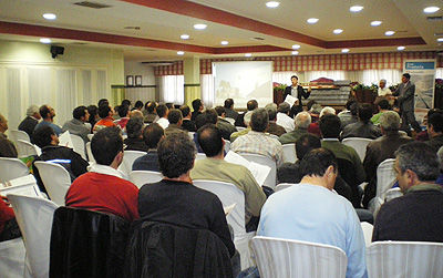 Cerámica La Escandella inicia en Galicia sus Jornadas de Formación sobre técnicas de colocación de sus nuevos productos Visum3 y Planum