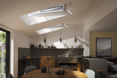 VELUX mejora el confort térmico del hogar con sus soluciones de protección exterior