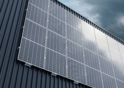 AEROCOMPACT amplía horizontes con COMPACTWALL, un nuevo sistema para fachadas fotovoltaicas