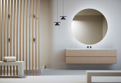 Integrity de Decosan representa la esencia del lujo discreto en el espacio de baño