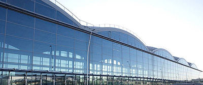 La Veneciana de Saint-Gobain viste de vidrio la nueva T2 del aeropuerto de Alicante