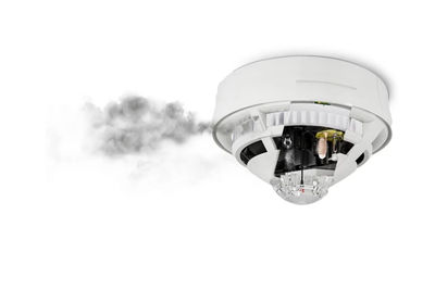 ESSER by Honeywell presenta los primeros detectores de incendios con autocomprobación certificados por EN y VdS
