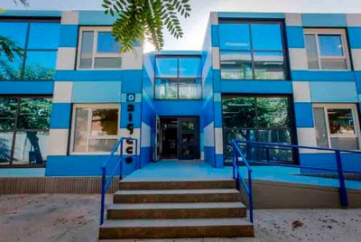 Un edificio modular sustituye los barracones del colegio valenciano La Patacona de Alboraia
