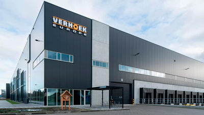 Verhoek Europe inaugura centro de distribución con innovadoras puertas seccionales ASSA ABLOY