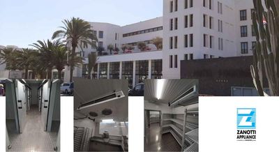 Zanotti en las cocinas del hotel Los Fariones en Puerto del Carmen en Lanzarote