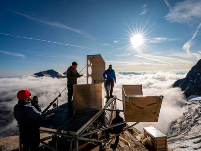 GRAMMER Solar presenta el nuevo Vivac para montañeros en los Alpes austríacos con AireSolar