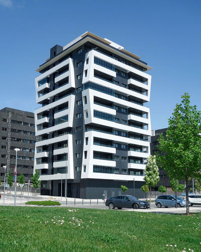 Pamplona exhibe un icónico edificio residencial con tecnología GEALAN