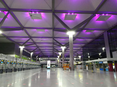 El aeropuerto de Málaga se renueva con iluminación inteligente de Artesolar