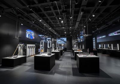 Dyson inaugura su primera tienda física en Barcelona
