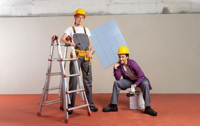 SIKA colabora en la iniciativa formativa "Ella Construye"