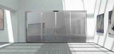 ASSA ABLOY Entrance Systems recomienda la instalación del mecanismo SL300 en puertas correderas para mayor precisión y rendimiento