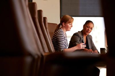 Seramount nombra a Johnson Controls como una de las mejores empresas para mujeres multiculturales 2021