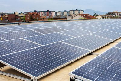 POLYLUX apuesta por la sostenibilidad con la instalación de energía solar fotovoltaica