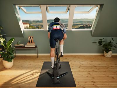 VELUX prolonga su alianza con el Tour de Francia y el Tour de Francia Femenino con Zwift