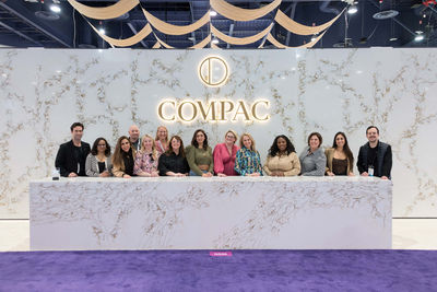 COMPAC brilla en KBIS Las Vegas con su apuesta por el "Lujo Sostenible"