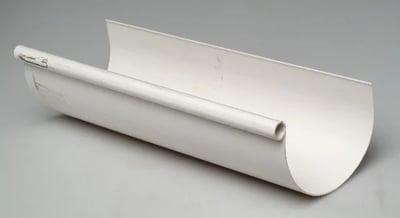 ¿Problemas con las lluvias? Descubre las canaletas PVC que simplifican el drenaje