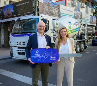 Holcim España refuerza su flota con un nuevo camión hormigonera eléctrico de Renault Trucks