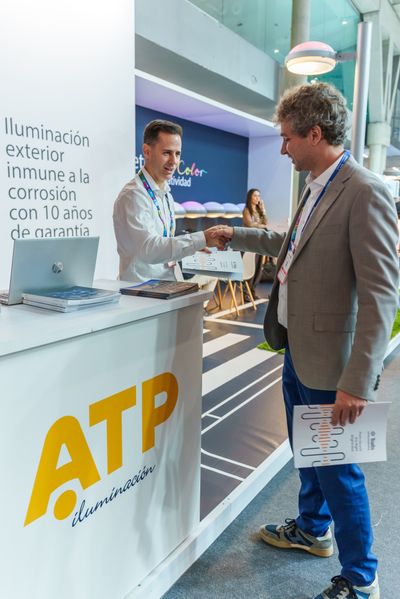 ATP Iluminación triunfa en la Smart City Expo 2025 con visitantes de más de veinte países