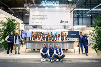 Simon exhibe en MATELEC 2024 sus soluciones inteligentes para un futuro sostenible en iluminación y conectividad