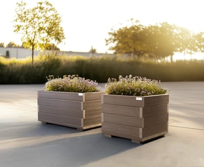 Grup Fábregas apuesta por la economía circular con sus nuevas jardineras Flora