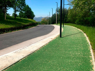 Pavimento de hormigón pigmentado con el óxido de cromo Verde 60 SC Pigments® en Artxanda, Bilbao