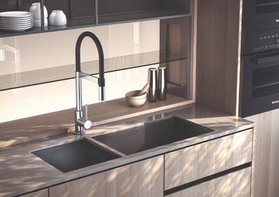 Genebre presenta el grifo de cocina monomando 3 vías GE-DUAL con caño flexible Serie TAU