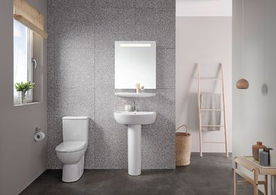 Geberit lleva la tecnología de última generación a las cisternas vistas tradicionales