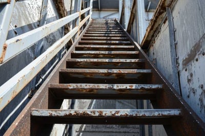 Ignifugaciones Generales analiza las claves para prevenir la corrosión del metal