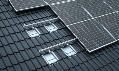 Aerocompact revoluciona la instalación solar con su gancho de tejado CompactPitch X-TR