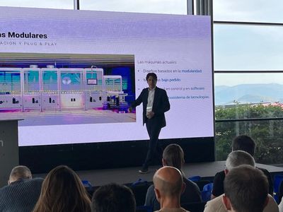 Innovación y eficiencia marcan la parada de la gira europea de OMRON en Vitoria-Gasteiz