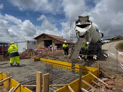 Endesa y Holcim implantan en Ávila el primer caso europeo de repotenciación eólica con uso estructural de palas recicladas