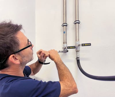 Válvulas ARCO reivindica el papel de los instaladores en el Día Mundial de la Fontanería