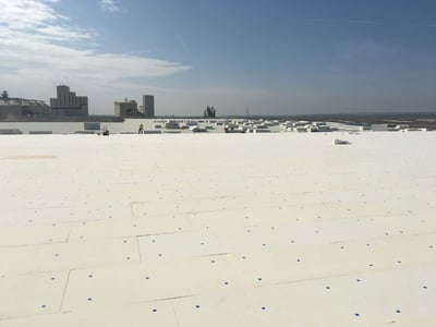 Rehabilitar cubiertas planas exige soluciones integrales y sistemas certificados